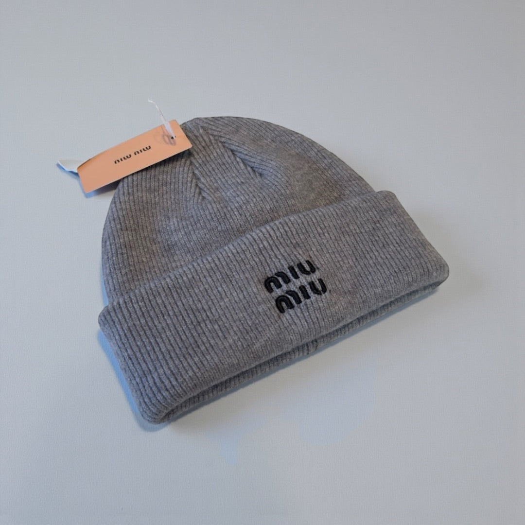 MM knitted beanie