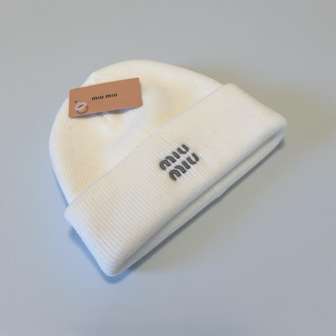 MM knitted beanie