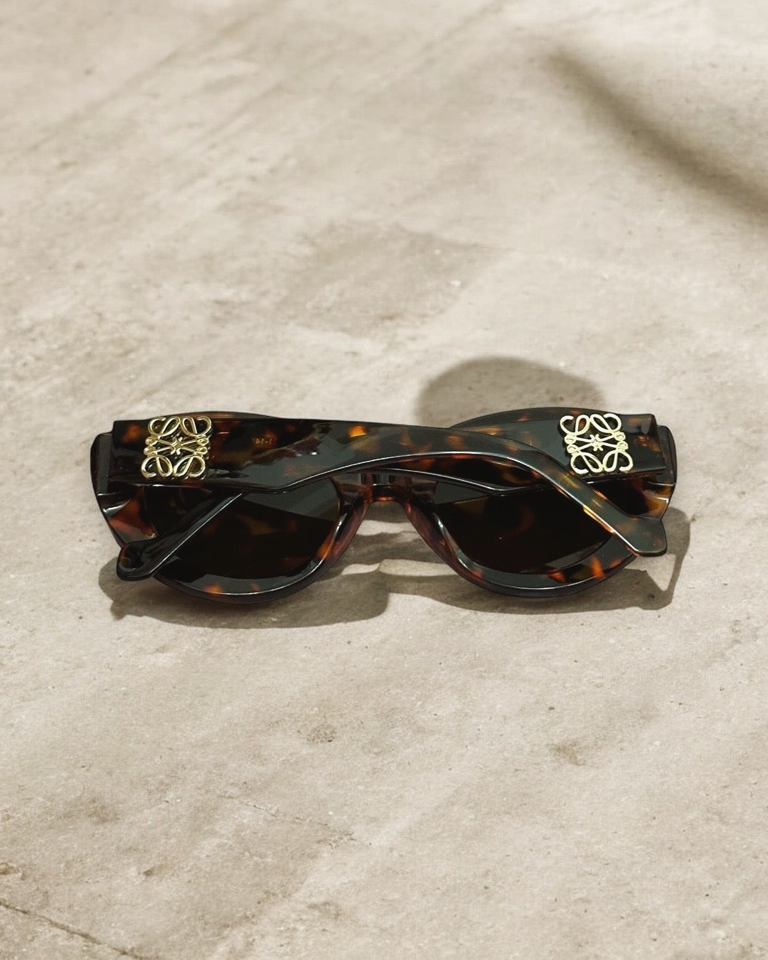 Cat eye LO sunglasses