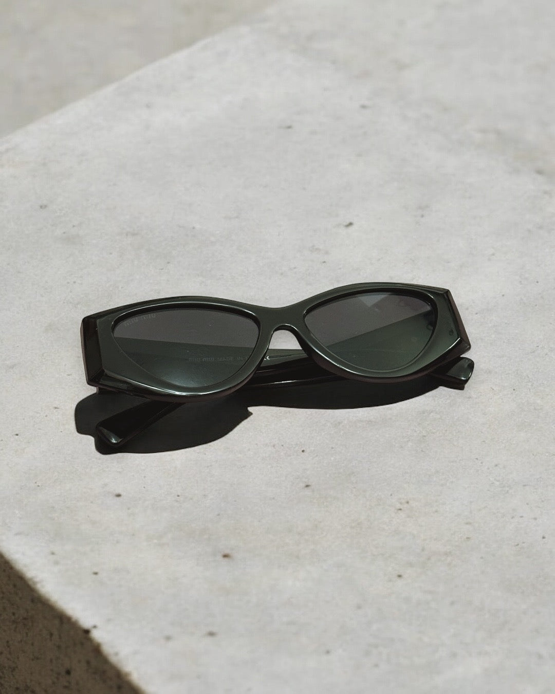 Cat eye MM sunglasses