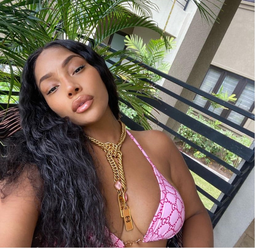 GG chain bikini in pink