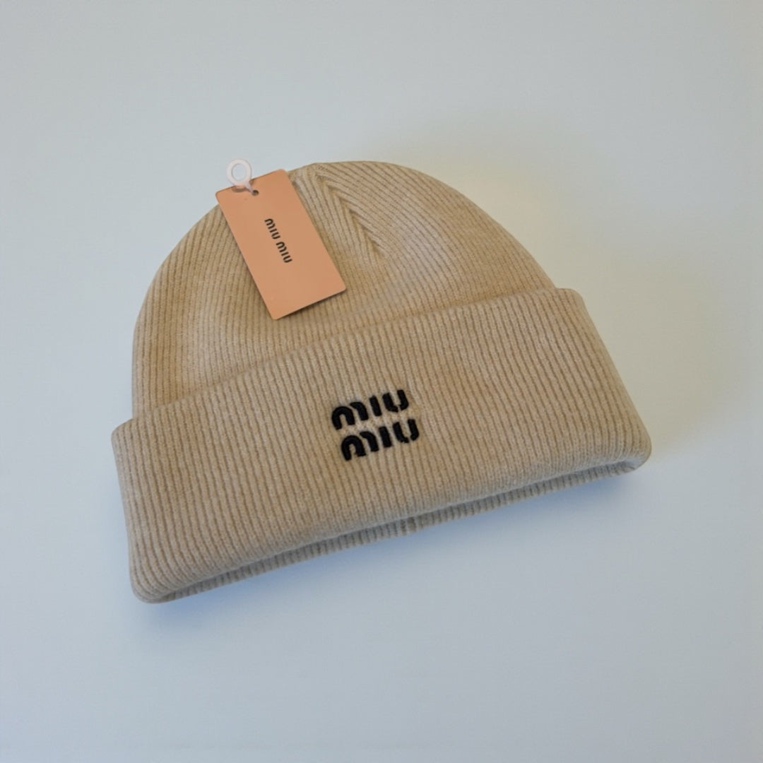MM knitted beanie