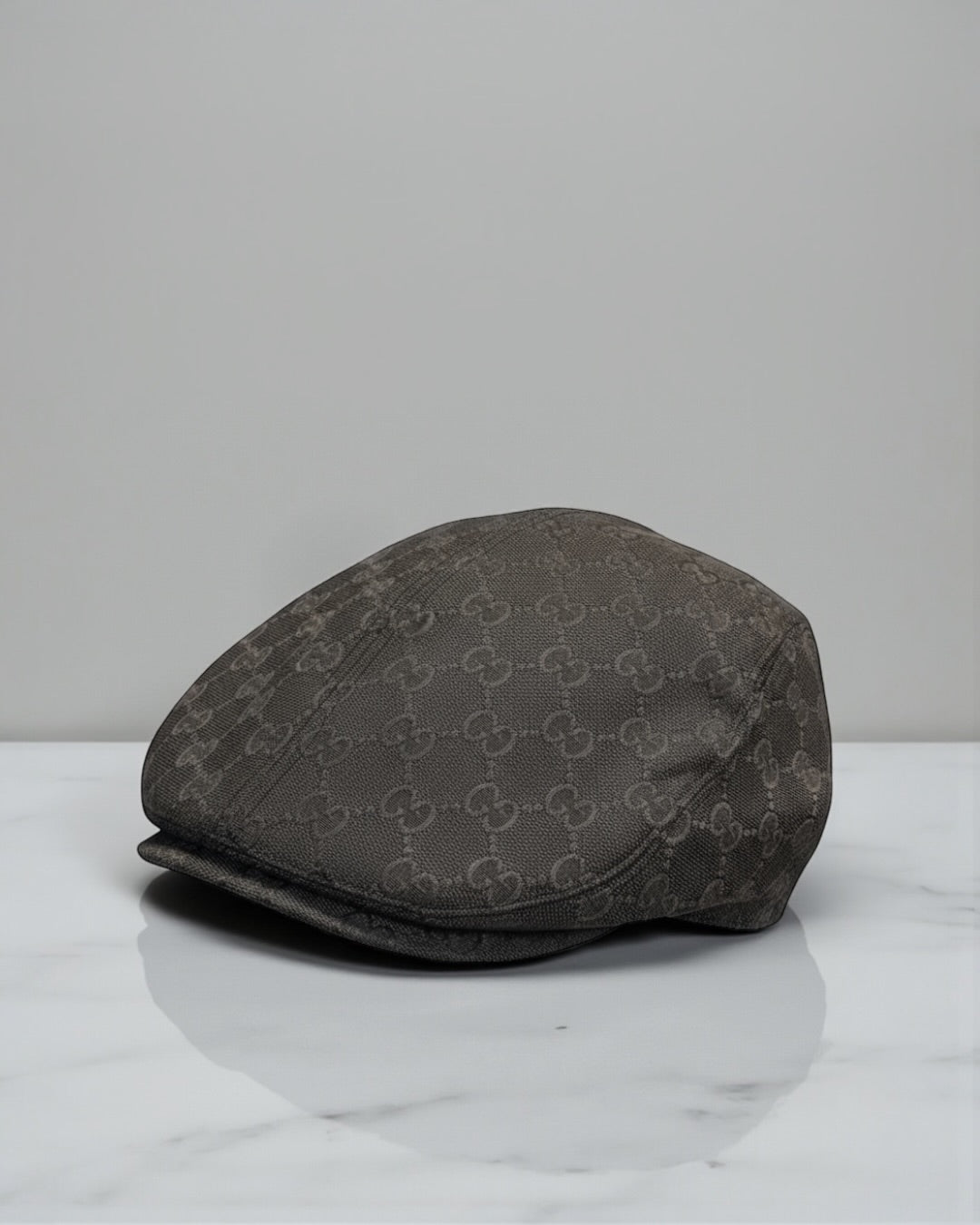 The hat of dreams in black