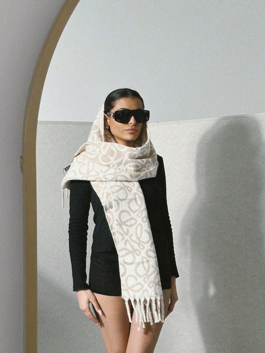 LO BEIGE SCARF
