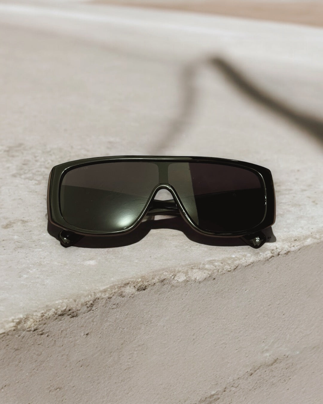 Oversized CC sunglasses