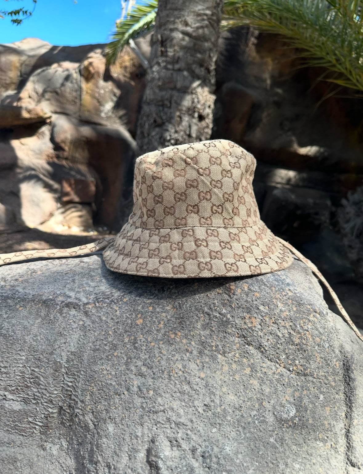 GG Bucket hat